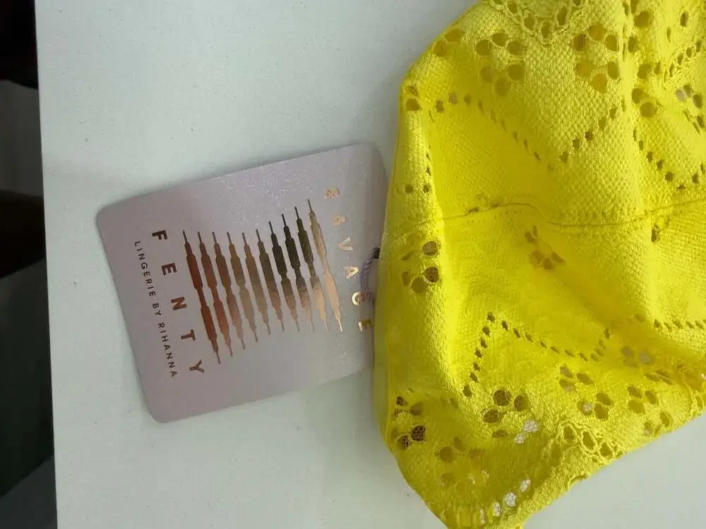 Savage X Fenty Bombshell Broderie Lace Halter Bralette Yellow Size M